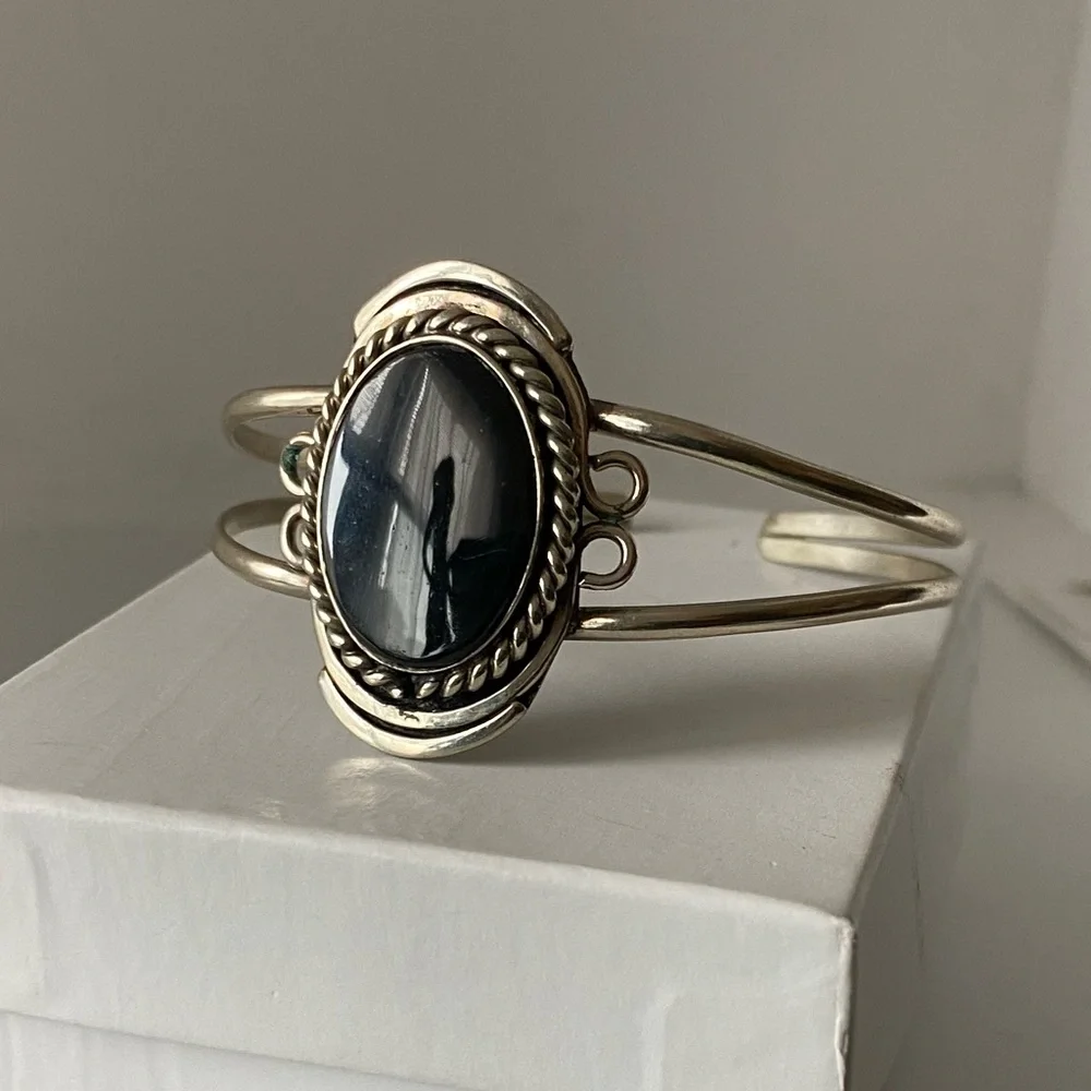 Silver Cuff Bracelet with Black Stone - Native, Unique - Picture 3 of 11